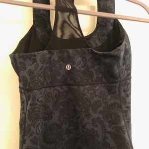 Lululemon Scoop Neck Tank